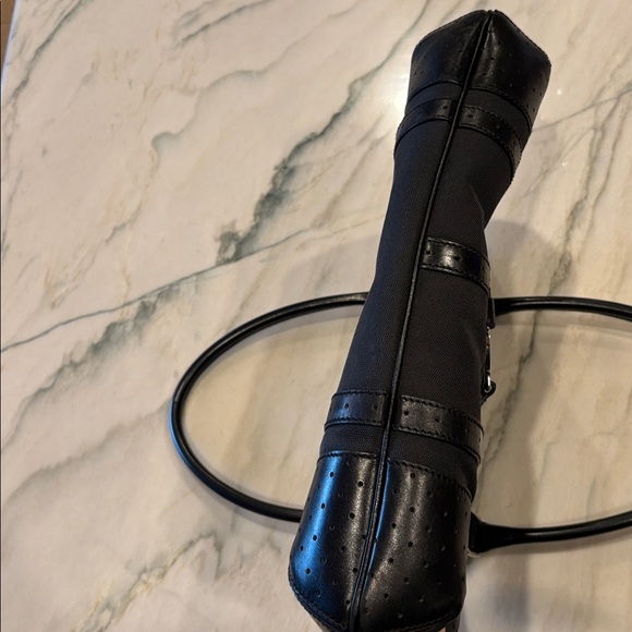 Gucci Interlocking G Reins Shoulder Bag - Picture 7 of 15